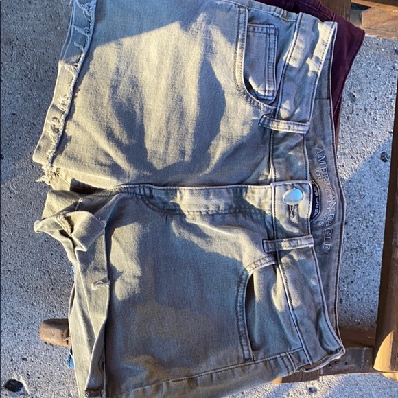 three pair of American eagle shorts - Picture 3 of 7